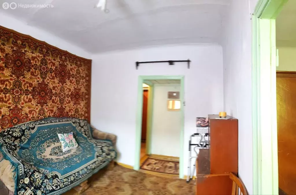 2-комнатная квартира: Артём, Спортивная улица, 7 (28.8 м) - Фото 1