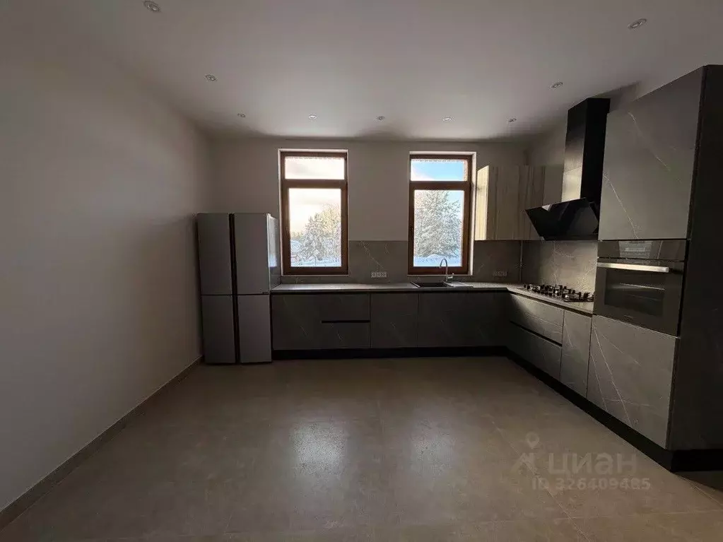 Дом в Москва д. Ивановское, 81/2 (435 м) - Фото 2