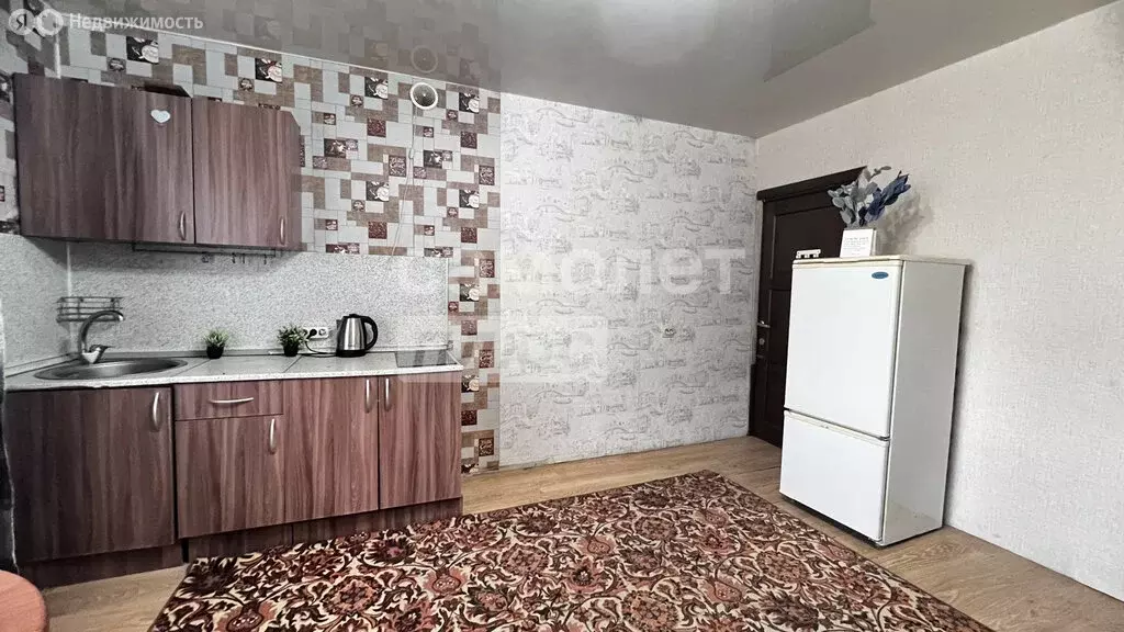 1к в 5-комнатной квартире (17.6 м) - Фото 1