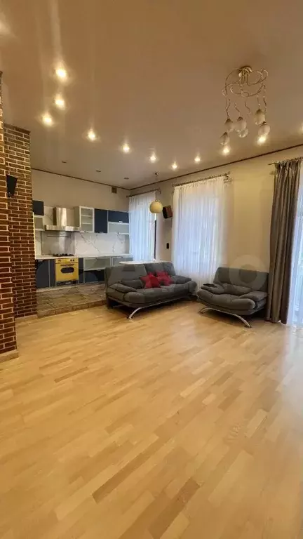 4-к. квартира, 120 м, 6/6 эт. - Фото 1