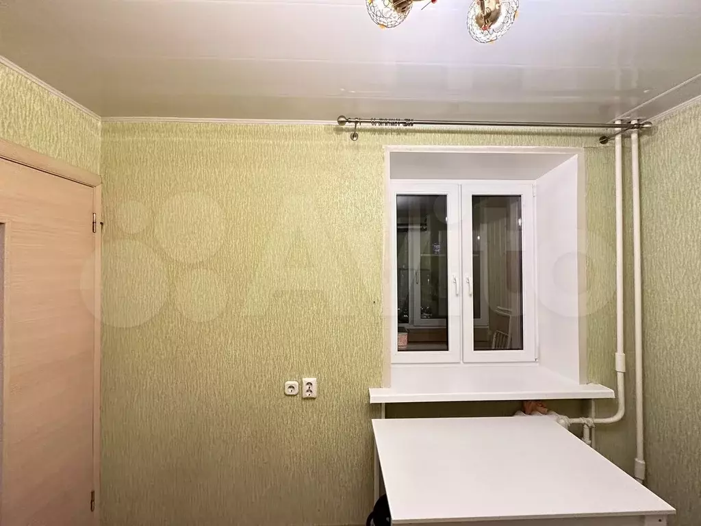 1-к. квартира, 30 м, 4/6 эт. - Фото 1