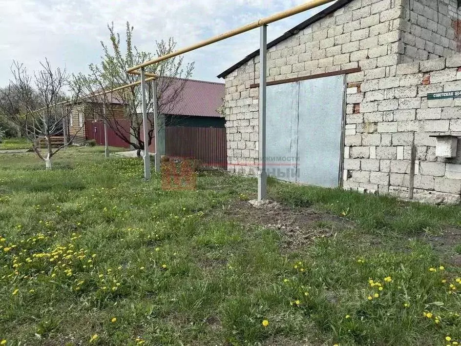 Дом в Белгородская область, Старооскольский городской округ, с. ... - Фото 1