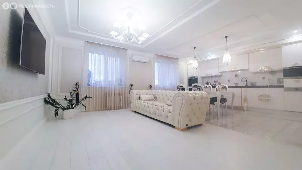 4-комнатная квартира: Уфа, улица Кирова, 31 (175 м) - Фото 1