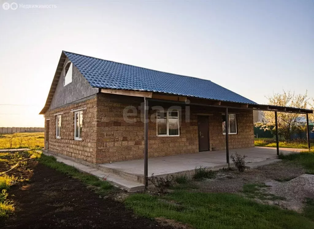 Дом в Гвардейское, СНТ Надежда, Дачная улица (91 м) - Фото 1