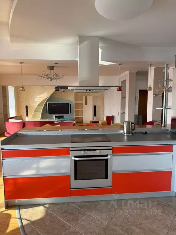 2-к кв. Омская область, Омск наб. Иртышская, 9/1 (120.0 м) - Фото 2