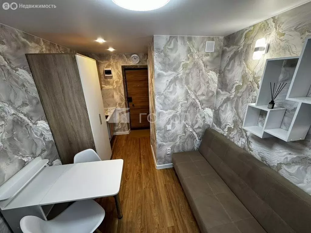Квартира-студия: Барнаул, улица Эмилии Алексеевой, 15А/60 (13 м) - Фото 1