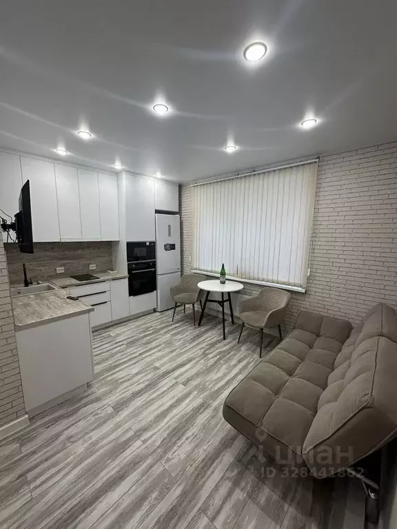 1-к кв. Тюменская область, Тюмень Новгородская ул., 22 (35.0 м) - Фото 2