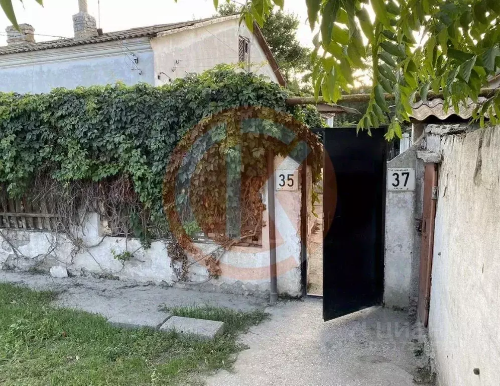 3-к кв. Крым, Евпатория ул. Ивана Петриченко, 35 (59.0 м) - Фото 0