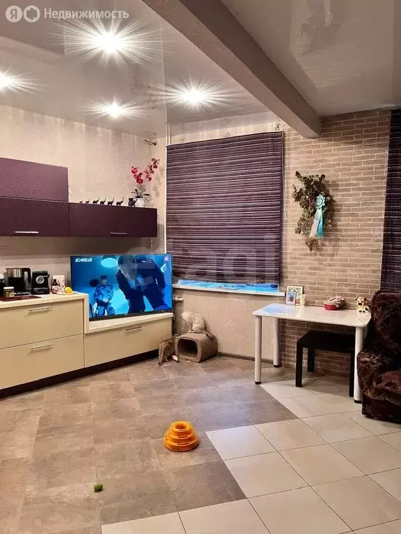 3-комнатная квартира: Нижний Тагил, проспект Ленина, 57 (79.7 м) - Фото 1