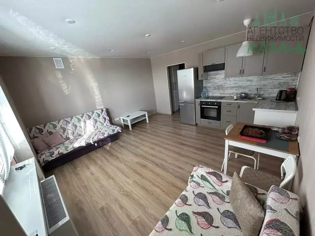 Студия Татарстан, Казань ул. Братьев Батталовых, 20к1 (30.0 м) - Фото 0