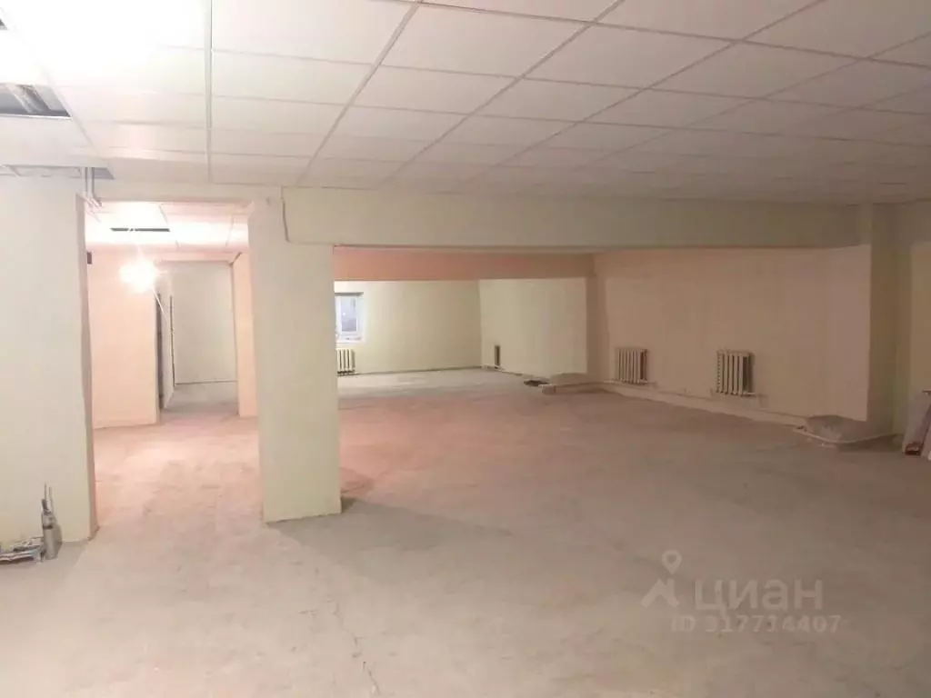 Помещение свободного назначения в Тверская область, Вышний Волочек ул. ... - Фото 0