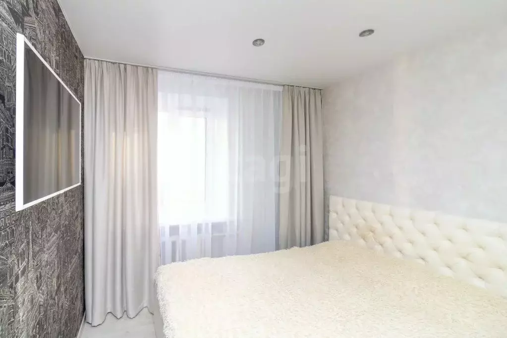 3-к кв. Тюменская область, Тюмень Велижанская ул., 72 (60.9 м) - Фото 1