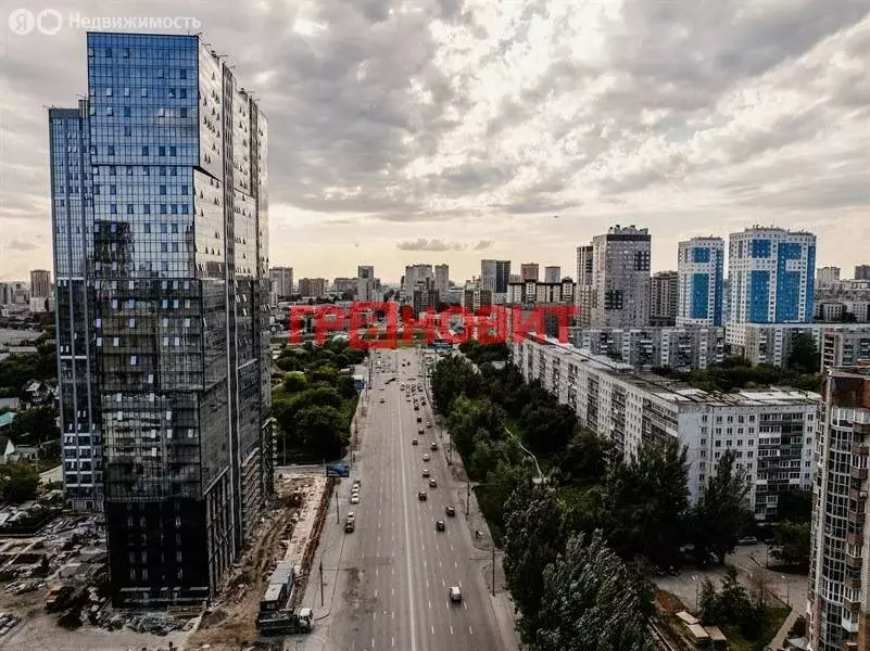 3-комнатная квартира: Новосибирск, улица Фрунзе, 1А (86.3 м) - Фото 1