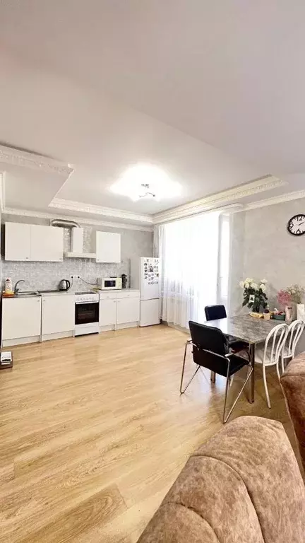 Студия Омская область, Омск ул. Перелета, 12к1 (42.4 м) - Фото 1