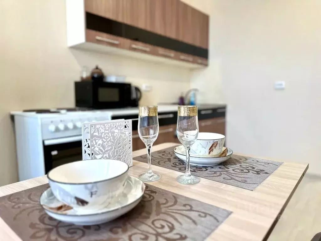 1-к кв. Тюменская область, Тобольск 15-й мкр, 42 (33.0 м) - Фото 1