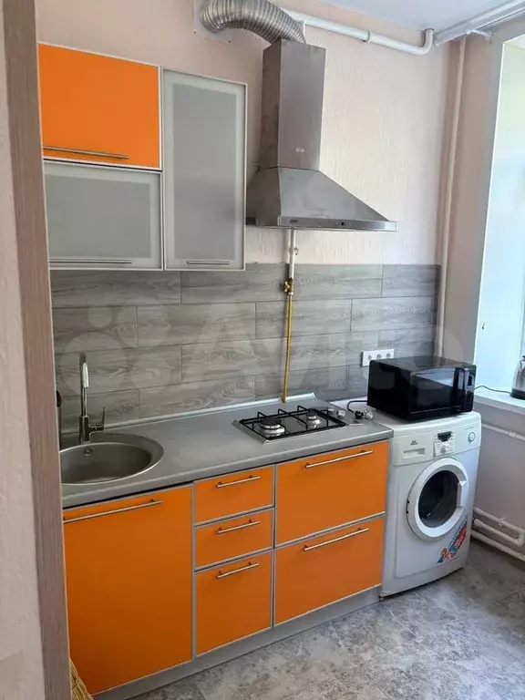 2-к. квартира, 45 м, 1/5 эт. - Фото 0