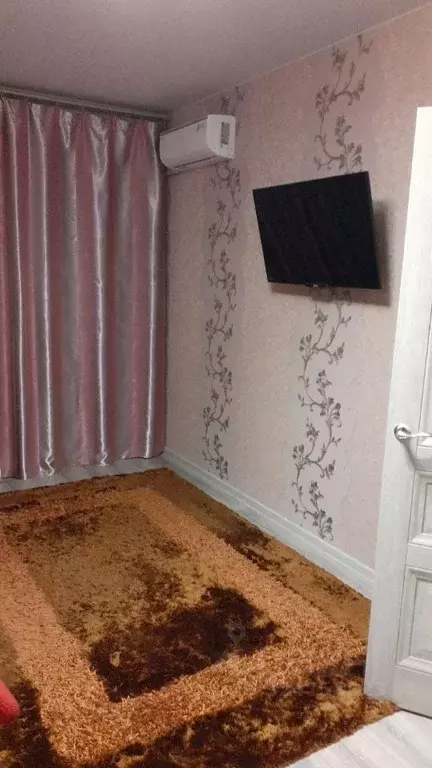 1-к кв. Волгоградская область, Волгоград ул. Имени Старшего Лейтенанта ... - Фото 1