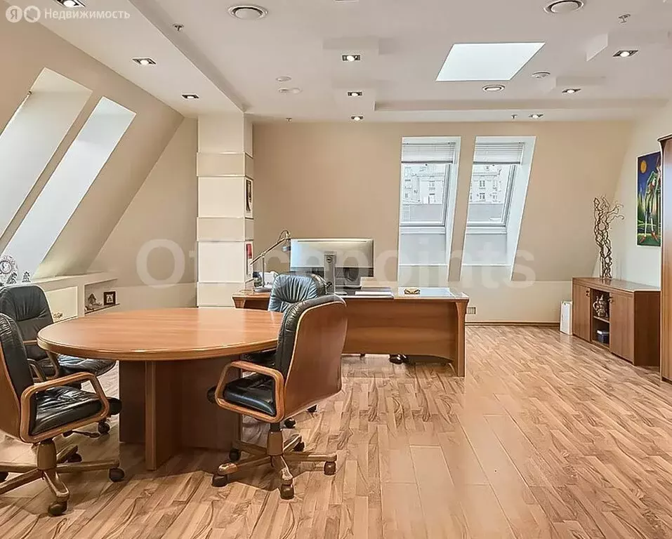 Офис (350 м) - Фото 0