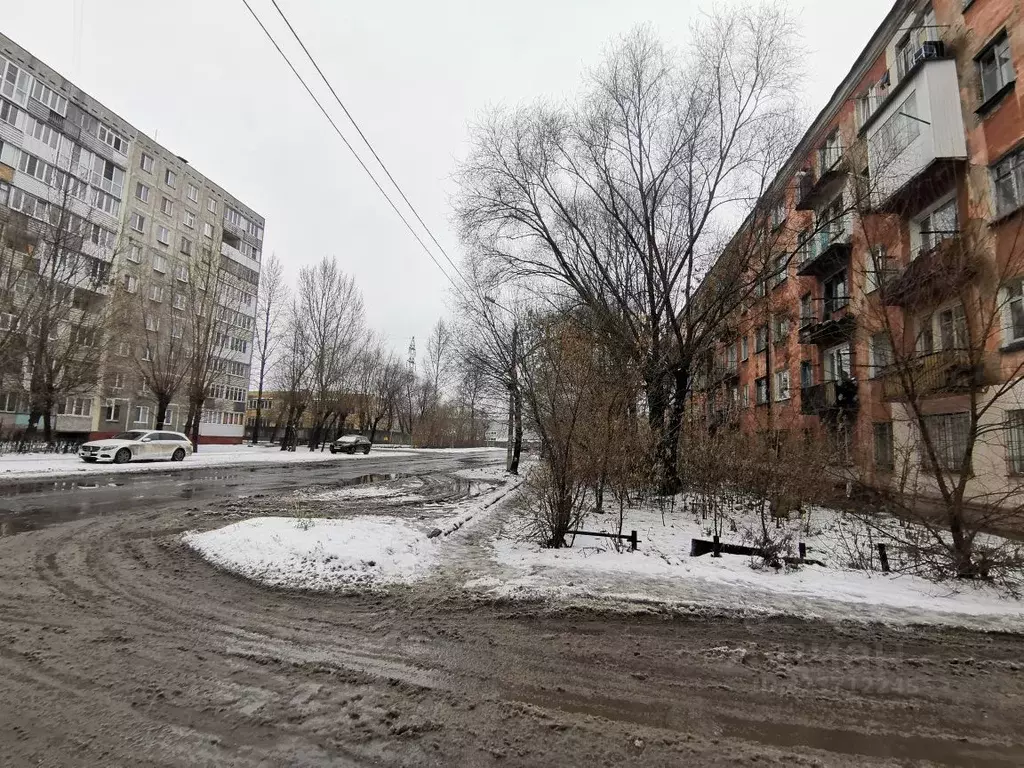 Комната Омская область, Омск ул. 4-я Транспортная, 50 (13.7 м) - Фото 2