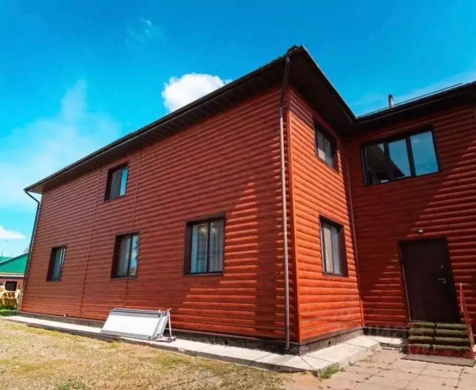 Дом в Омская область, Омск ул. 2-я Дорожная, 5 (215 м) - Фото 1