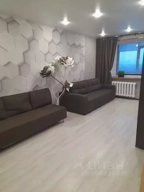 1-к кв. Мурманская область, Кировск просп. Ленина, 35 (32.0 м) - Фото 0