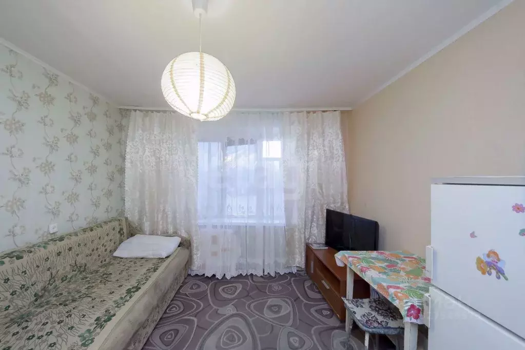 Комната Тюменская область, Тюмень Олимпийская ул., 27 (13.0 м) - Фото 1