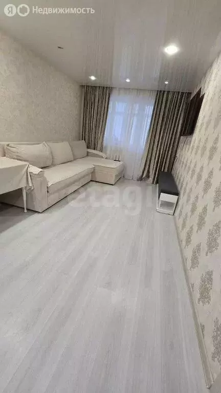 3-комнатная квартира: Самара, проспект Кирова, 188 (59 м) - Фото 1