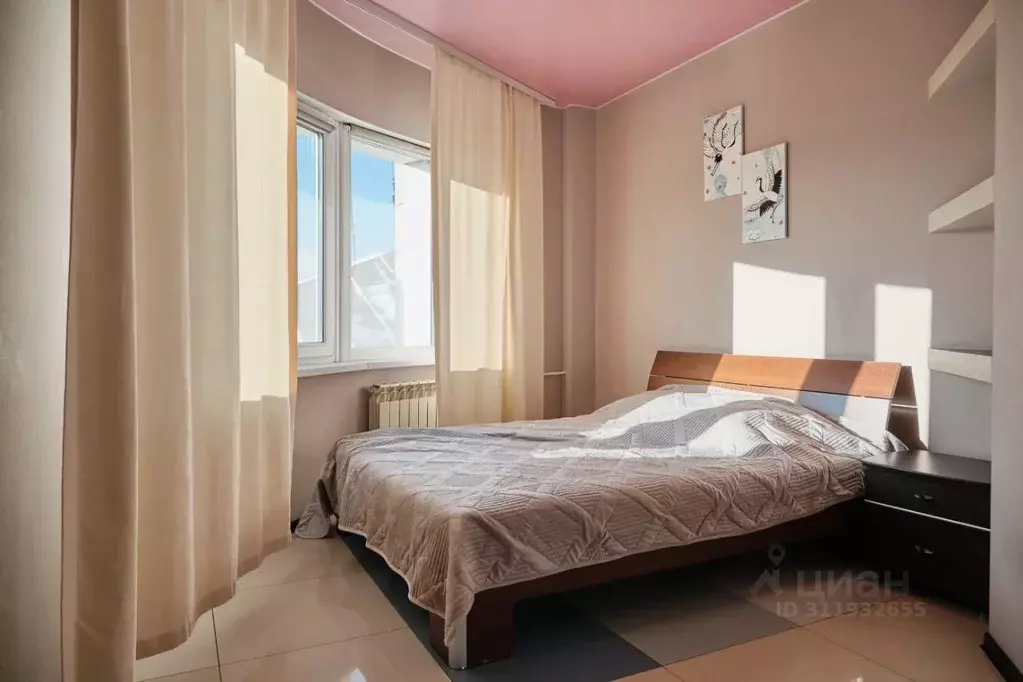 2-к кв. Иркутская область, Иркутск ул. Дзержинского, 20 (65.0 м) - Фото 0