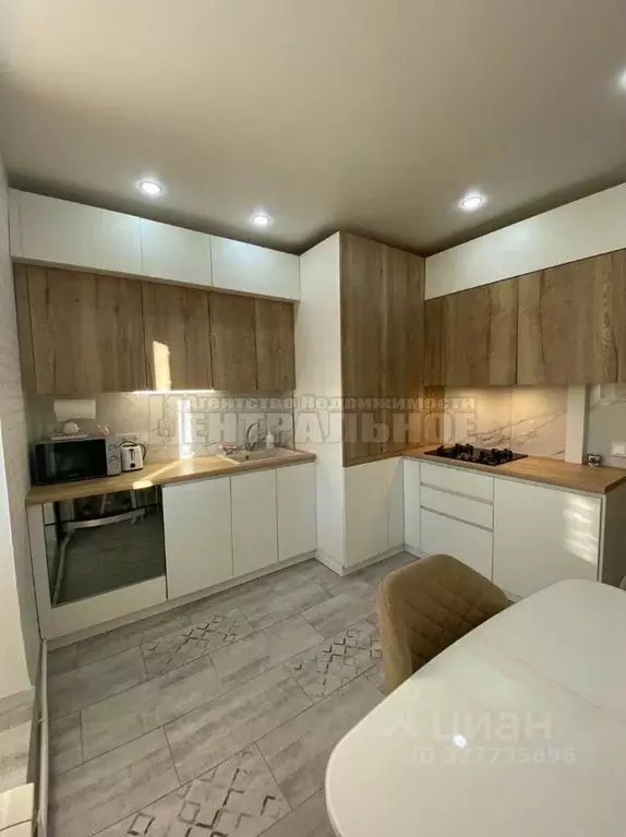 3-к кв. Смоленская область, Смоленск ул. Попова, 115 (81.3 м) - Фото 1