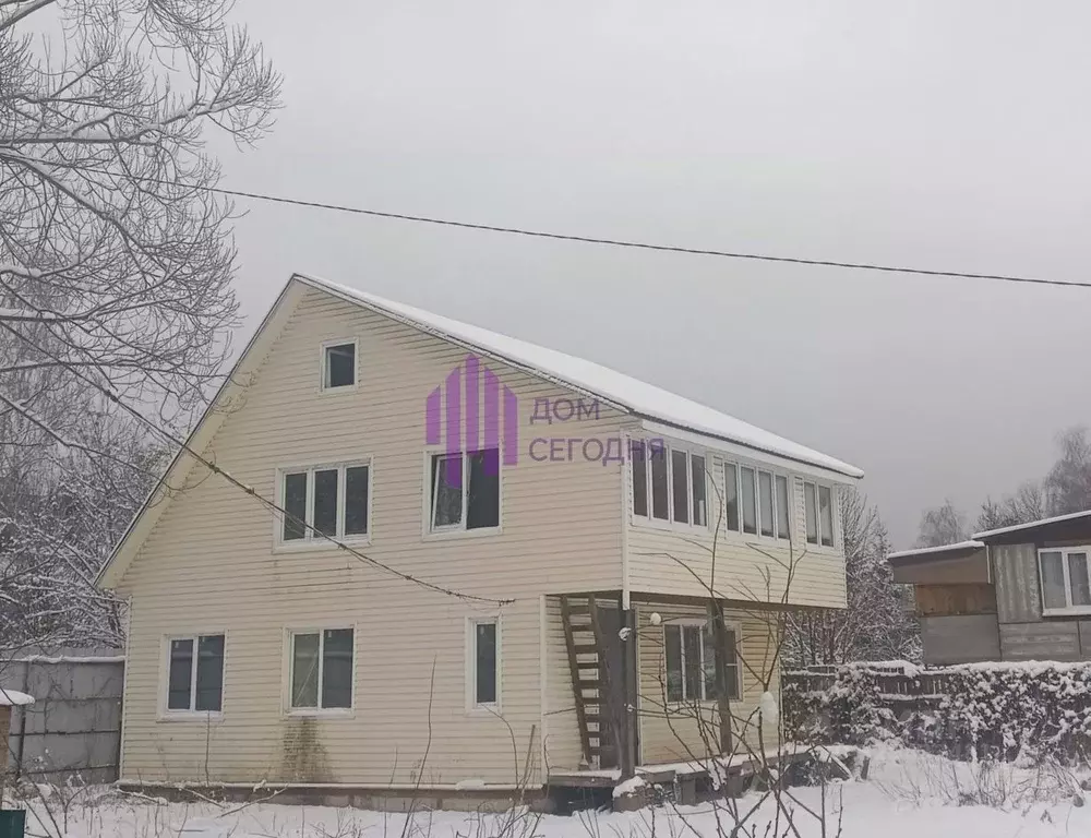 Дом в Москва д. Изварино, ул. 1-я Новоизваринская, 10 (157 м) - Фото 1