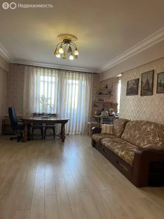 3-комнатная квартира: Октябрьский, улица Горького, 15 (81.3 м) - Фото 2