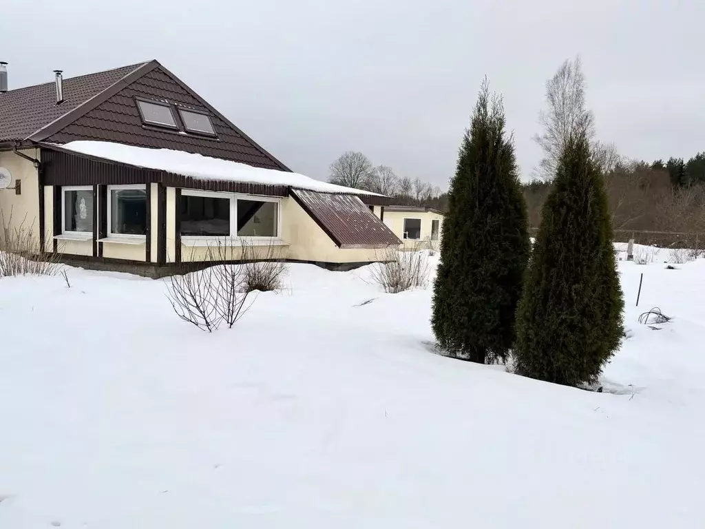 Дом в Ленинградская область, Киришский район, Пчевское с/пос, д. ... - Фото 1