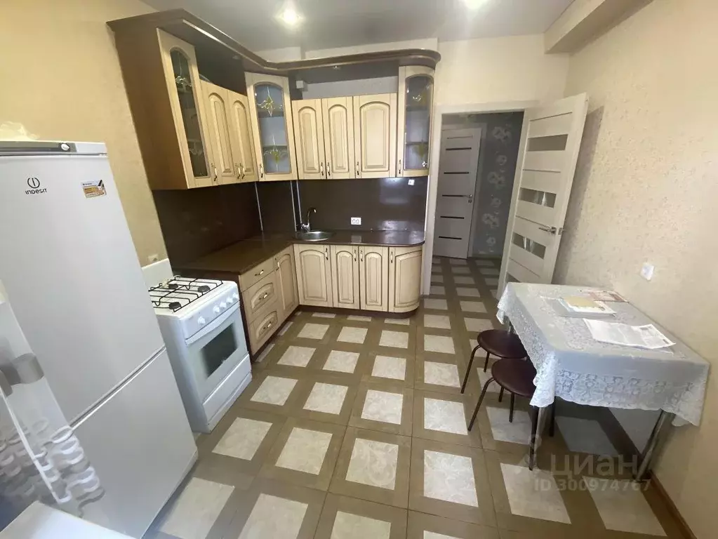 1-к кв. Брянская область, Брянск ул. Брянского Фронта, 28 (40.0 м) - Фото 1