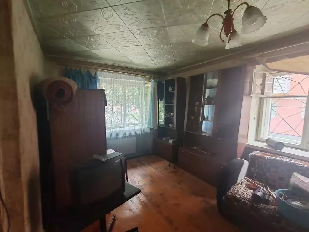 1-к кв. Свердловская область, Асбест Ленинградская ул., 9 (34.0 м) - Фото 1