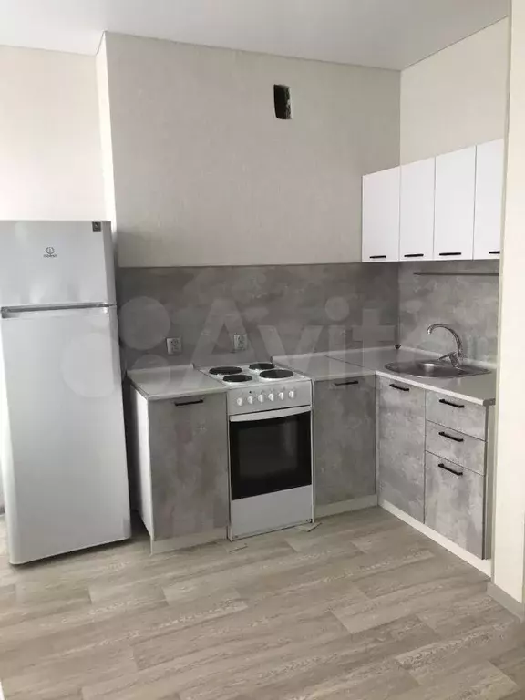 Квартира-студия, 31 м, 14/24 эт. - Фото 0