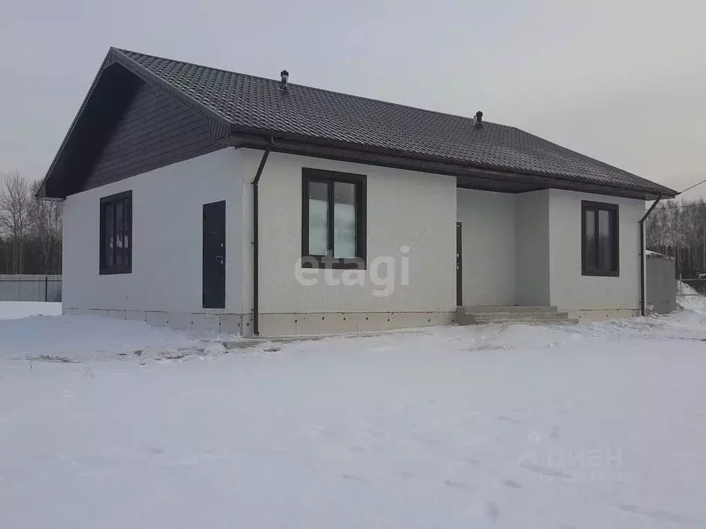 Дом в Свердловская область, Полевской городской округ, с. Курганово . - Фото 1