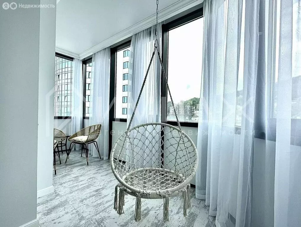 2-комнатная квартира: Сочи, улица Ленина, 298Бк6 (65 м) - Фото 1