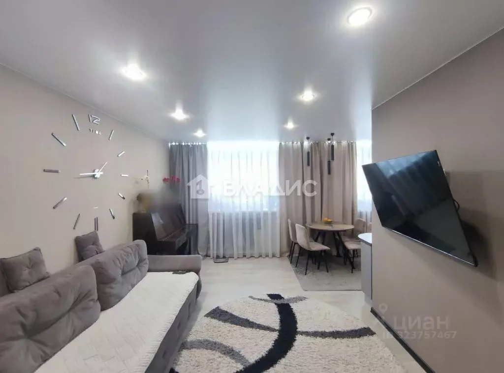 3-к кв. Бурятия, Улан-Удэ Октябрьская ул., 38 (59.0 м) - Фото 2