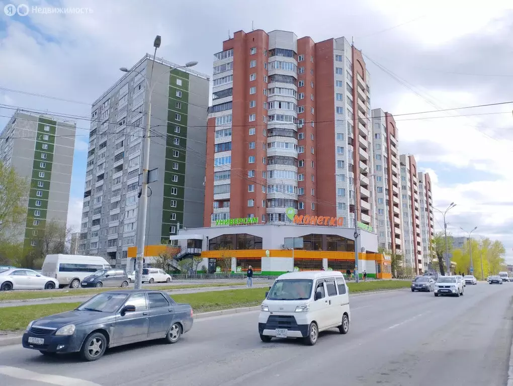 3-комнатная квартира: Екатеринбург, улица Бебеля, 184 (89.7 м) - Фото 0