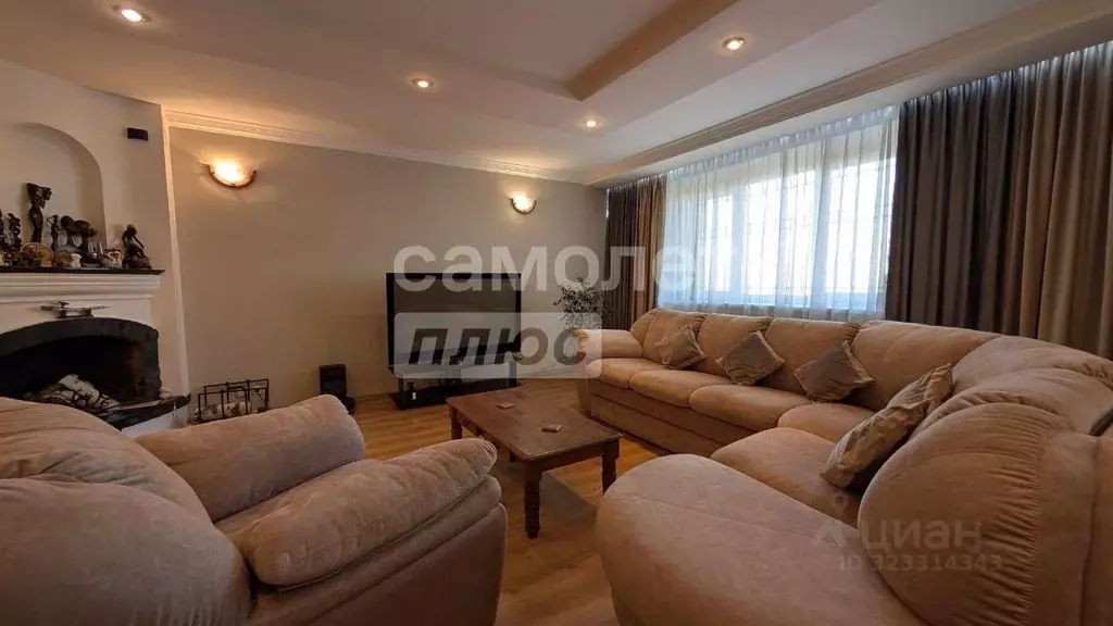 4-к кв. Иркутская область, Иркутск ул. 4-я Железнодорожная, 50 (237.0 ... - Фото 1