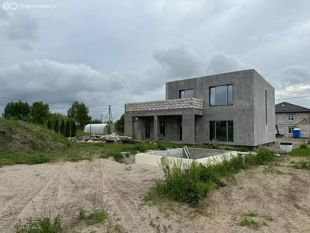 Дом в посёлок Луговое, Яблочная улица, 22 (347.3 м) - Фото 0