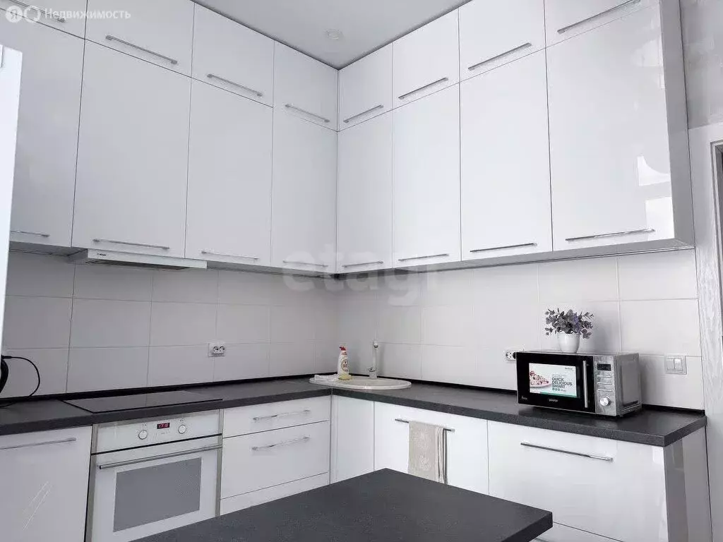 1-комнатная квартира: Калининград, Орудийная улица, 32А (45 м) - Фото 0