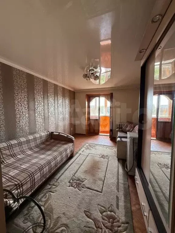 Комната 13,5 м в 1-к., 5/5 эт. - Фото 1