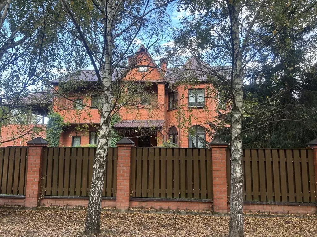 Коттедж в Московская область, Одинцовский городской округ, с. Луцино ... - Фото 2