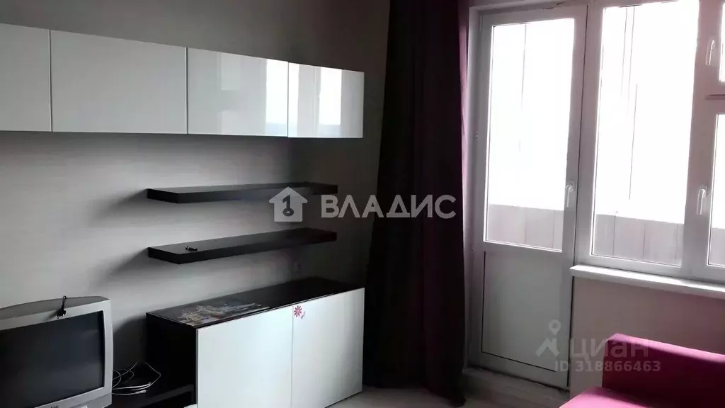 1-к кв. Московская область, Красногорск бул. Красногорский, 8 (40.0 м) - Фото 0