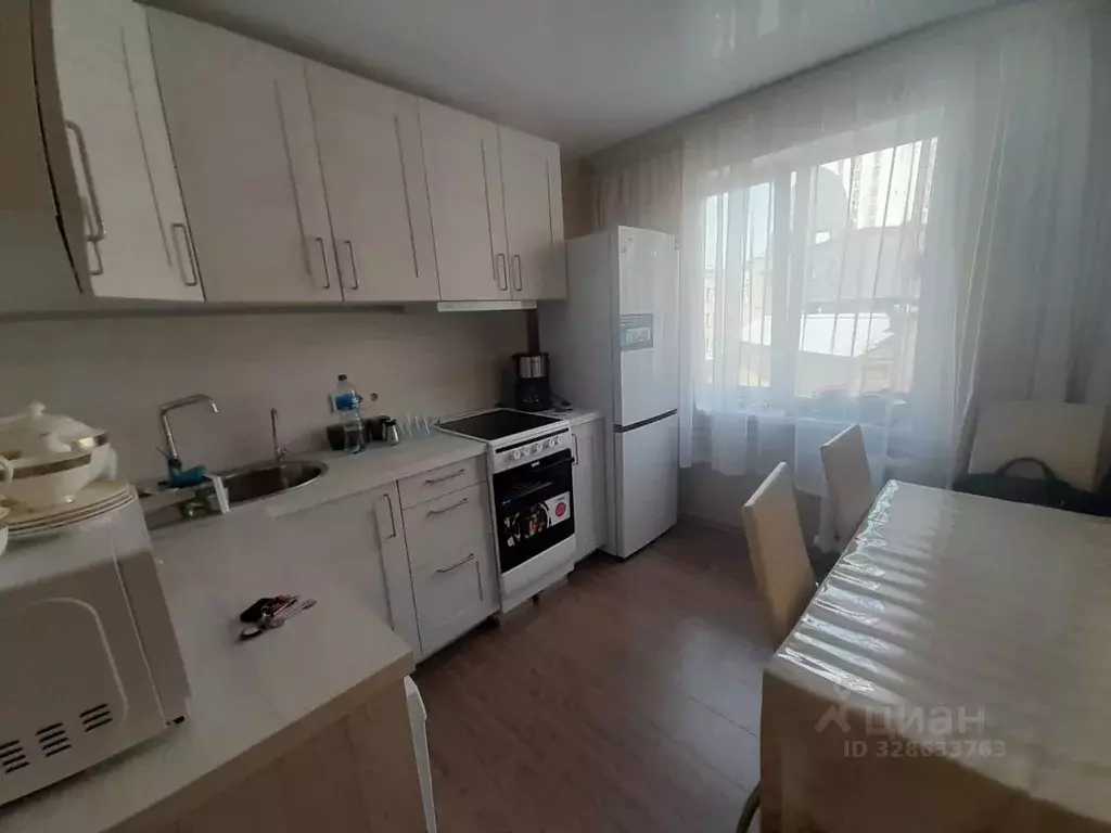 3-к кв. Приморский край, Владивосток Семеновская ул., 25 (62.0 м) - Фото 1