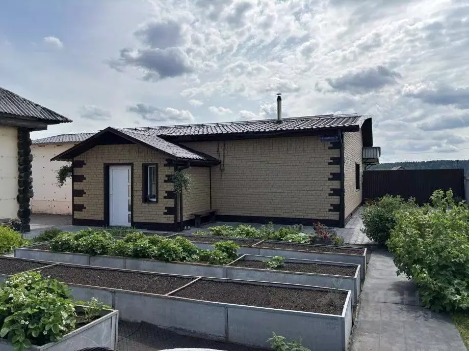 Коттедж в Пермский край, Березники Семино мкр, ул. Лазарева, 34 (114 ... - Фото 2
