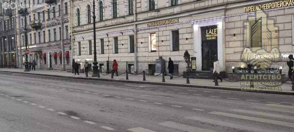 Помещение свободного назначения (301.2 м) - Фото 2