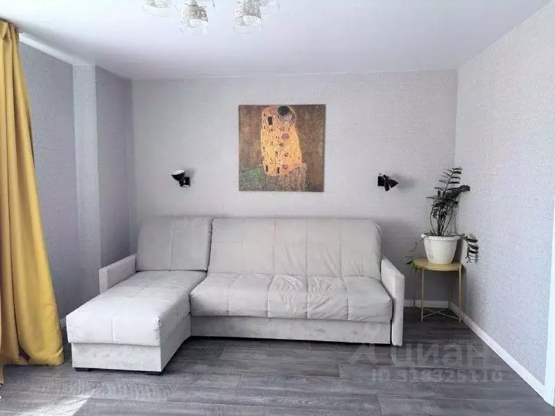 3-к кв. Башкортостан, Уфа Высотная ул., 2 (84.0 м) - Фото 1