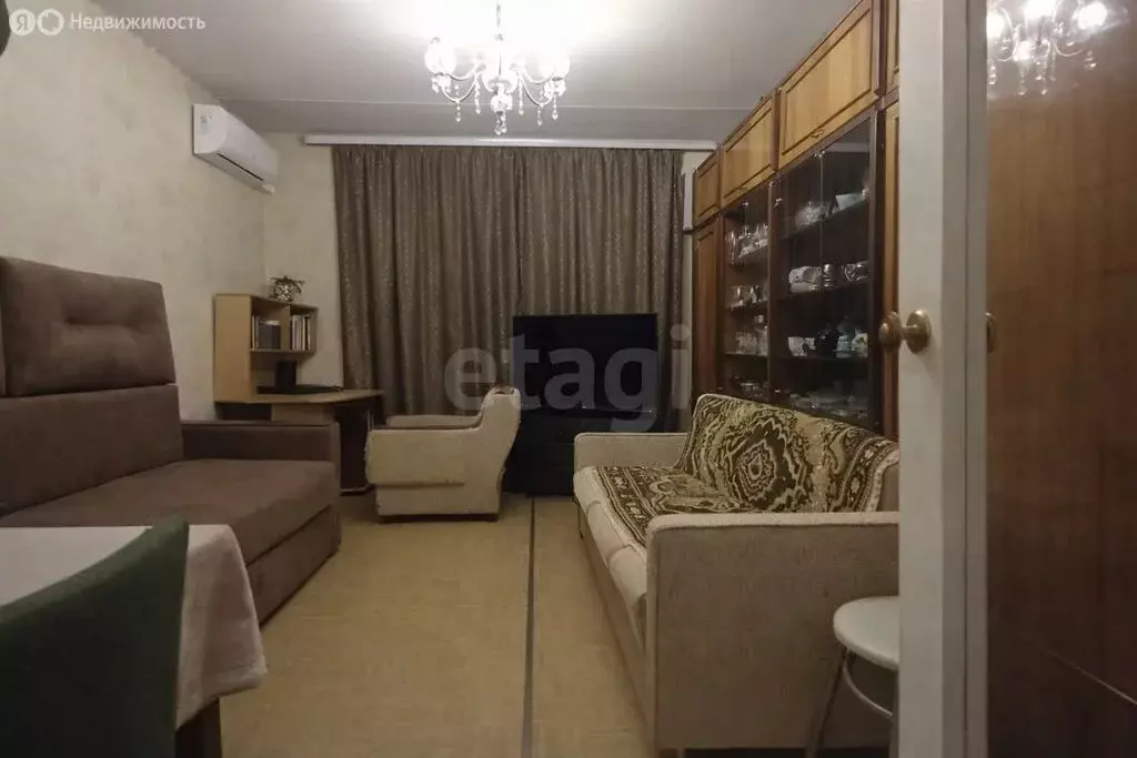 4-комнатная квартира: Энгельс, проспект Фридриха Энгельса, 125 (74.5 ... - Фото 1